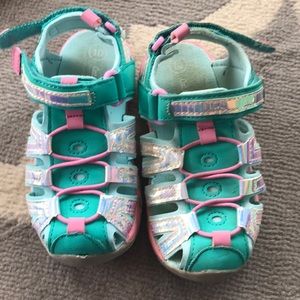 Cat and Jack water shoes